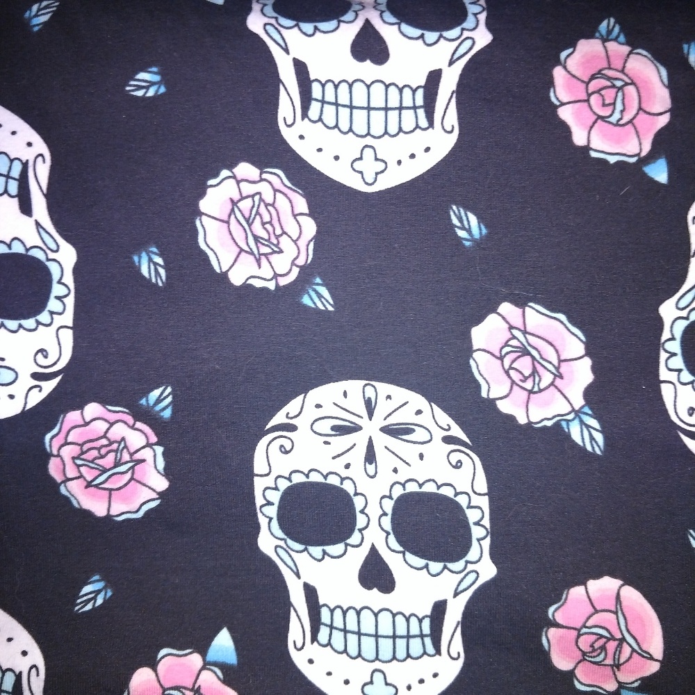 Skull capri length Leggings